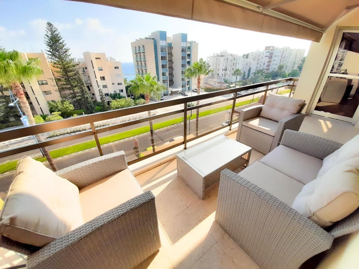 Апартаменты Samson Sea Breeze, 3Bed Sleeps 6, Free Wifi Лимасол Экстерьер фото
