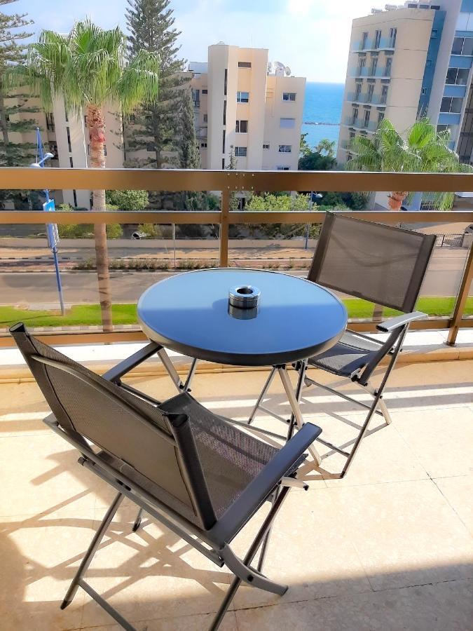 Апартаменты Samson Sea Breeze, 3Bed Sleeps 6, Free Wifi Лимасол Экстерьер фото