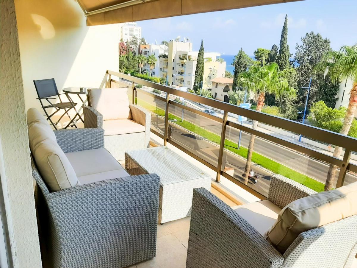 Апартаменты Samson Sea Breeze, 3Bed Sleeps 6, Free Wifi Лимасол Экстерьер фото